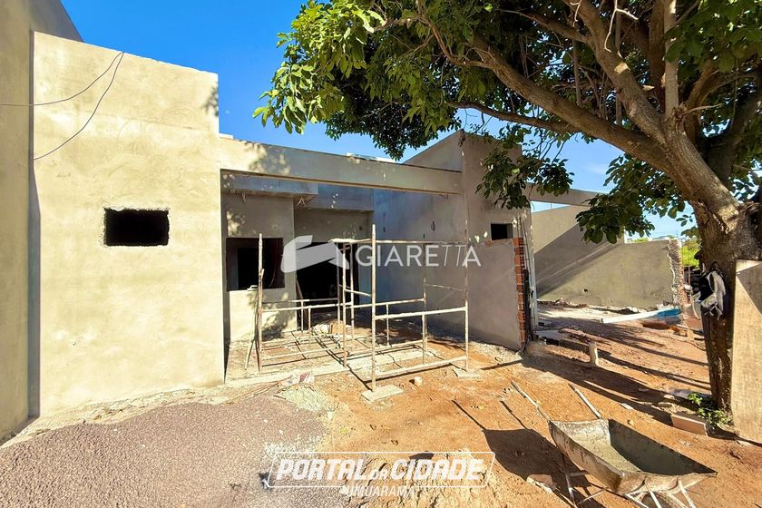 Casa &agrave; venda - 63m&sup2; - JARDIM TOCANTINS