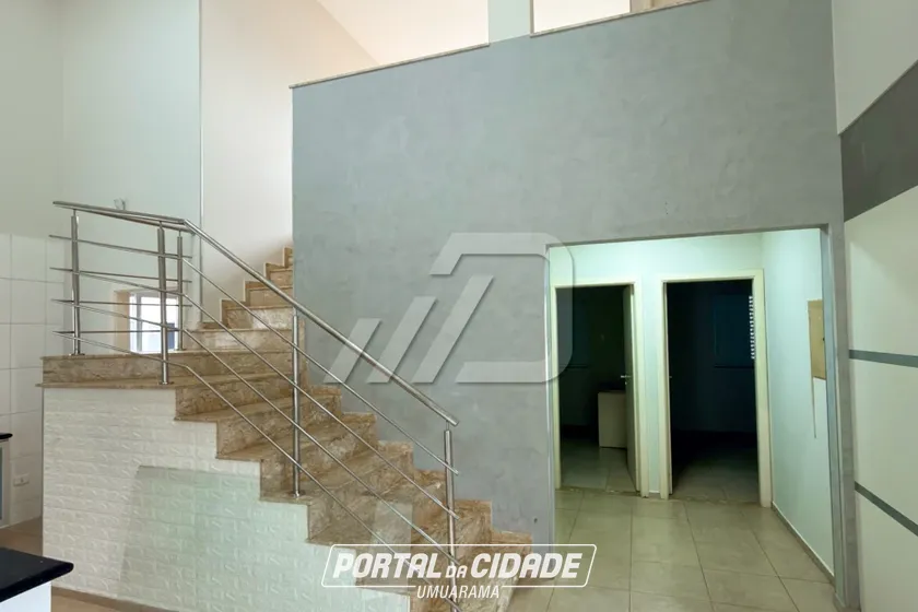 Sobrado &agrave; venda - 180m&sup2; - Zona I