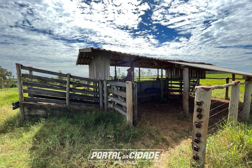Ch&aacute;cara &agrave; venda - 24m&sup2; - SERRA DOS DOURADOS