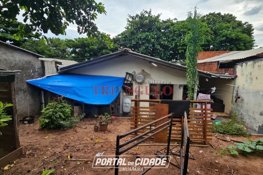 Casa &agrave; venda - 84m&sup2; - CONJUNTO RESIDENCIAL VINTE E SEIS D