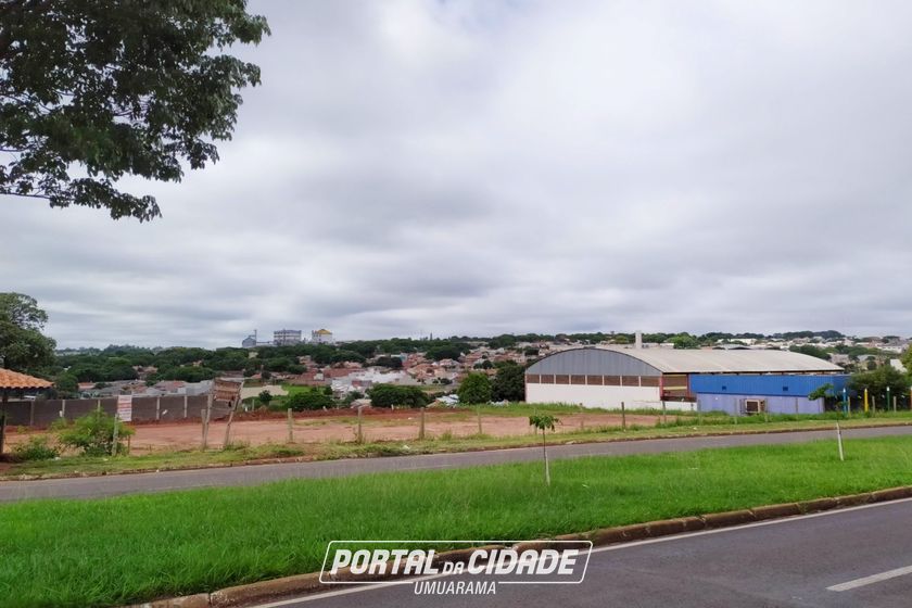 Terreno para alugar - 800m&sup2; - ZONA VII