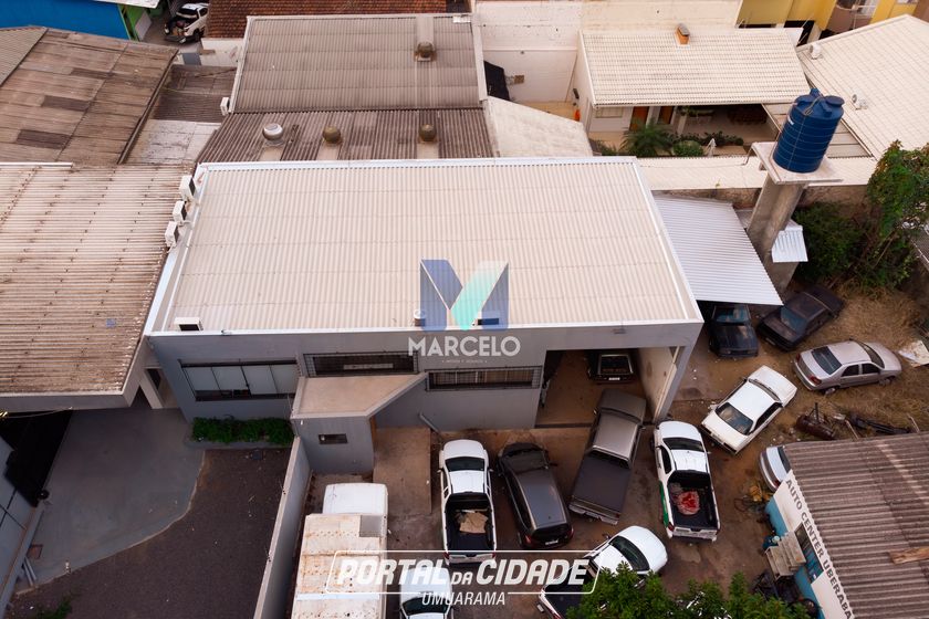 Sal&atilde;o Comercial &agrave; venda - 1470m&sup2; - Zona I