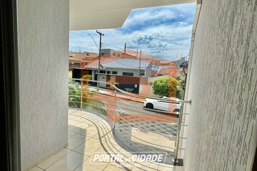 Sobrado &agrave; venda - 156m&sup2; - Parque Bandeirantes