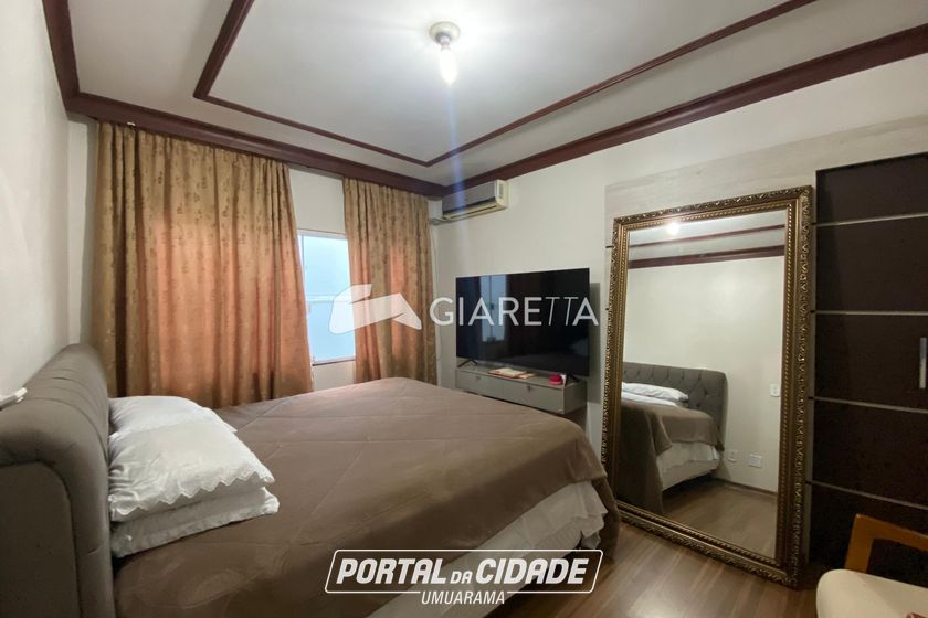 Casa &agrave; venda - 196m&sup2; - JARDIM GISELA
