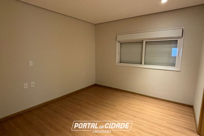 Apartamento &agrave; venda - 180m&sup2; - Zona III
