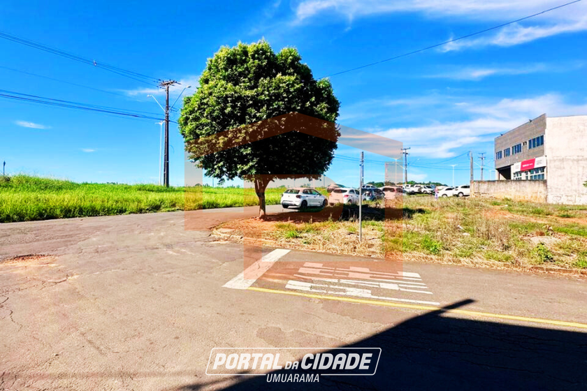 Terreno &agrave; venda - 880m&sup2; - Parque Bandeirantes