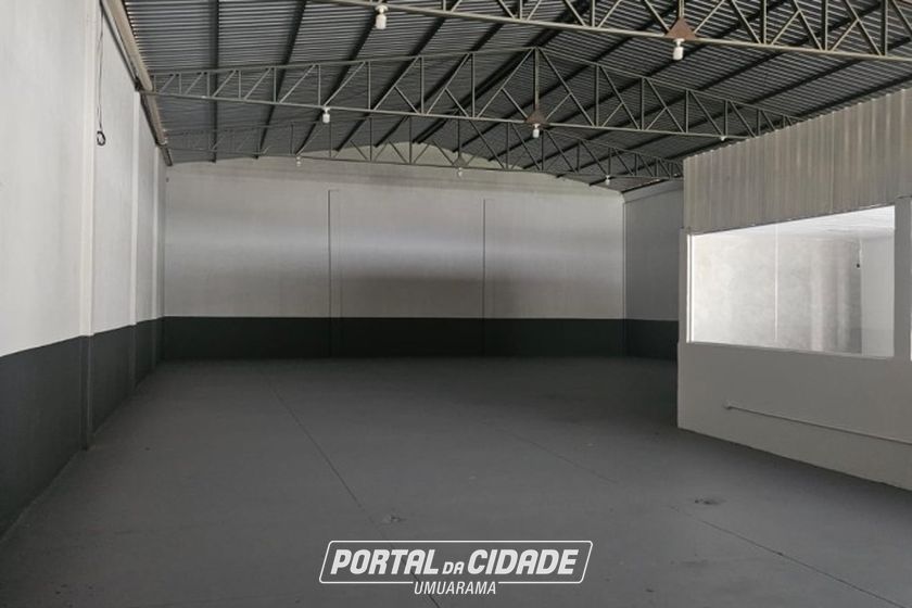 Sal&atilde;o Comercial para alugar - 386m&sup2; - Parque Residencial Interlagos