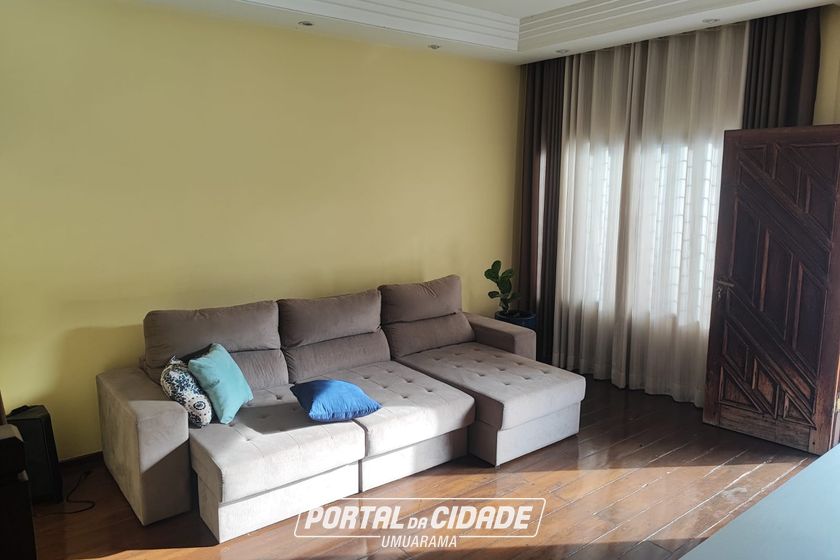 Sobrado &agrave; venda - 232m&sup2; - Zona II
