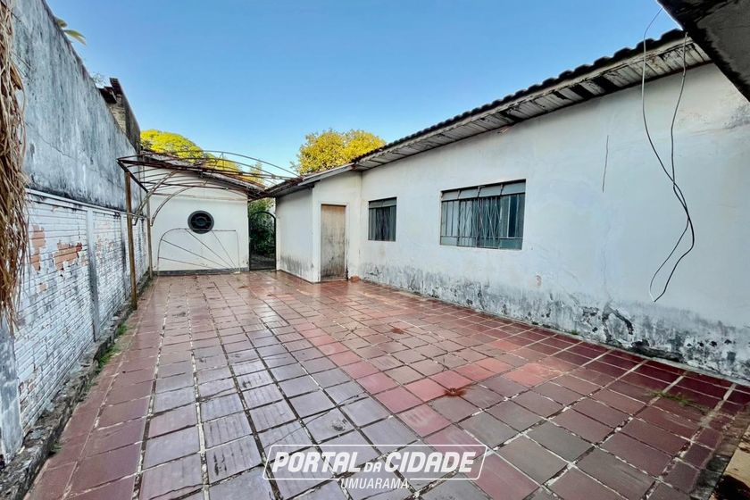 Casa &agrave; venda - 544m&sup2; - ZONA I
