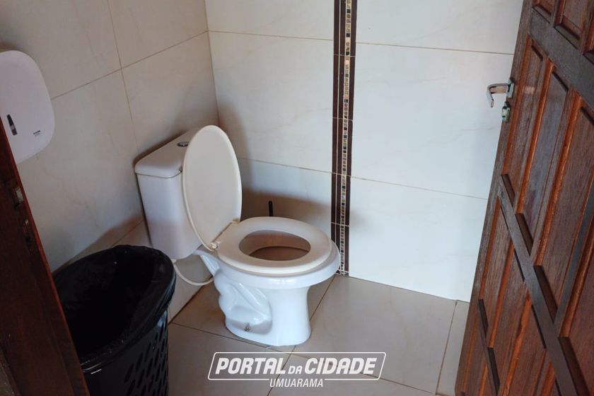Ch&aacute;cara &agrave; venda - 20m&sup2; - Estrada Jaborandi