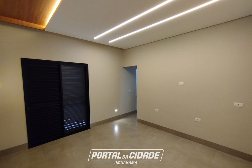 Casa &agrave; venda - 135m&sup2; - PARQUE RESIDENCIAL INTERLAGOS II