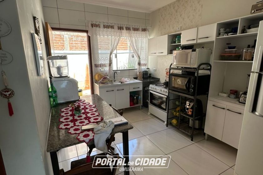 Casa &agrave; venda - 60m&sup2; - JARDIM DAS CEREJEIRAS