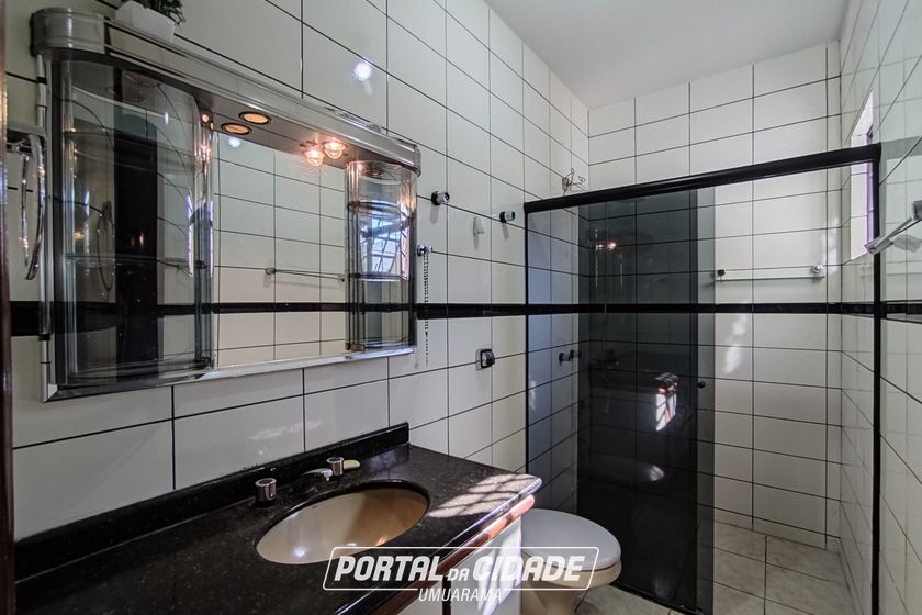 Casa para alugar - 203m&sup2; - ZONA IV