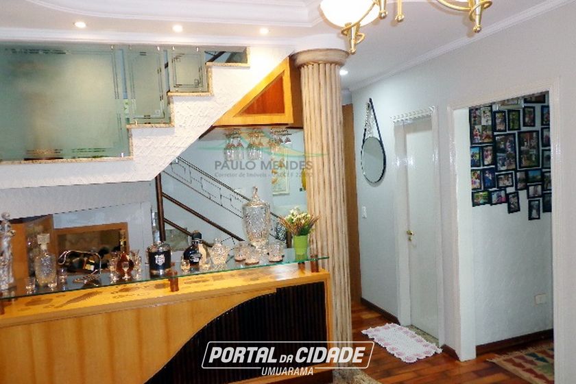 Sobrado &agrave; venda - 356m&sup2; - Zona II