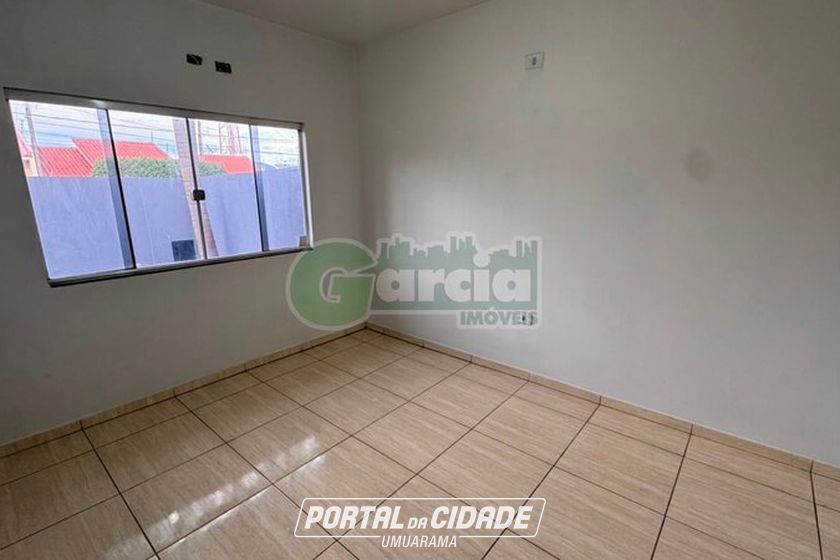 Casa &agrave; venda - 68m&sup2; - Jardim Gar&ccedil;as