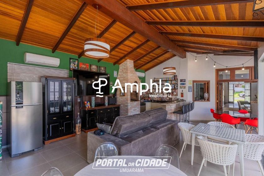 Casa &agrave; venda - 266m&sup2; - Regi&atilde;o do Lago