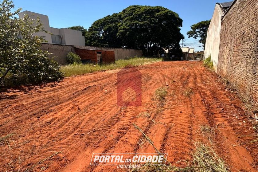 Terreno &agrave; venda - 285m&sup2; - Zona VII