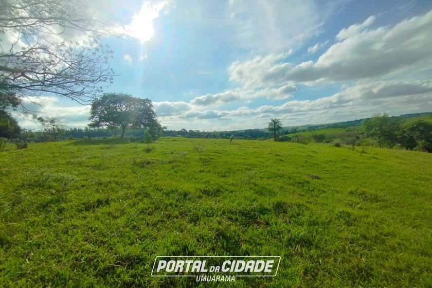 S&iacute;tio &agrave; venda - 96000m&sup2; - Parque Dom Pedro I