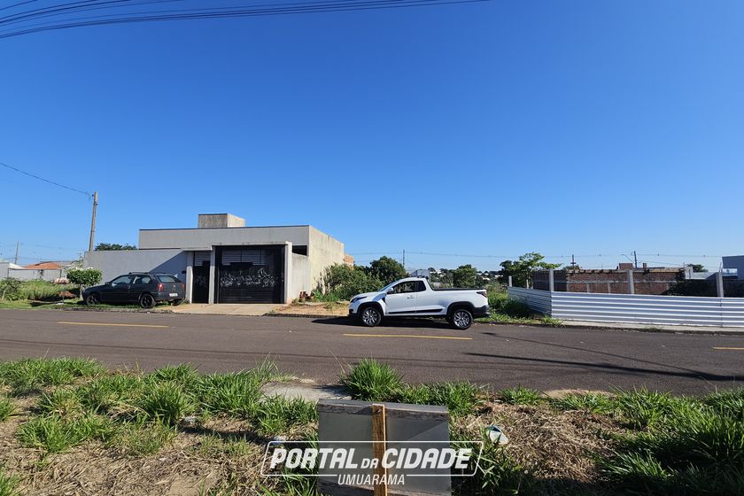 Terreno &agrave; venda - 204m&sup2; - Jardim Aeroporto