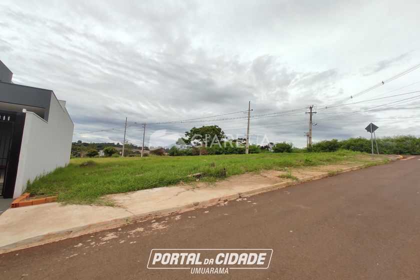 Terreno &agrave; venda - 360m&sup2; - JARDIM PANCERA