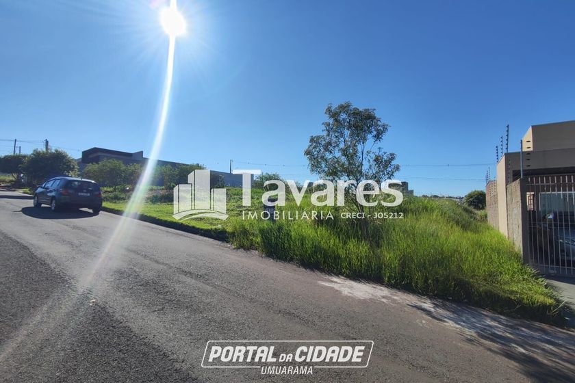 Terreno &agrave; venda - 136m&sup2; - PARQUE PORTUGAL