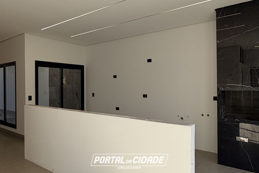 Sobrado &agrave; venda - 200m&sup2; - Jardim Colorado