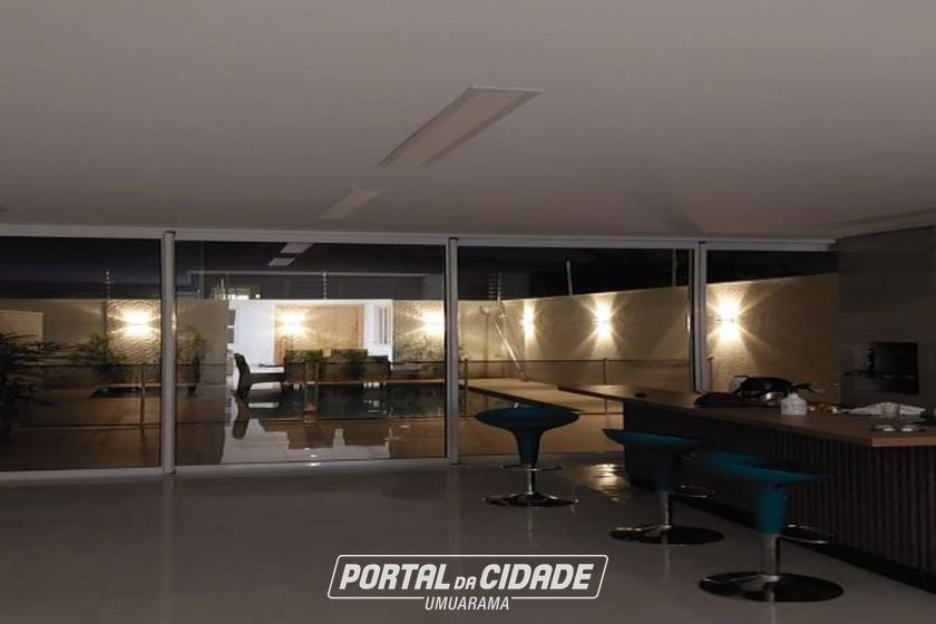 Sobrado &agrave; venda - Zona VII