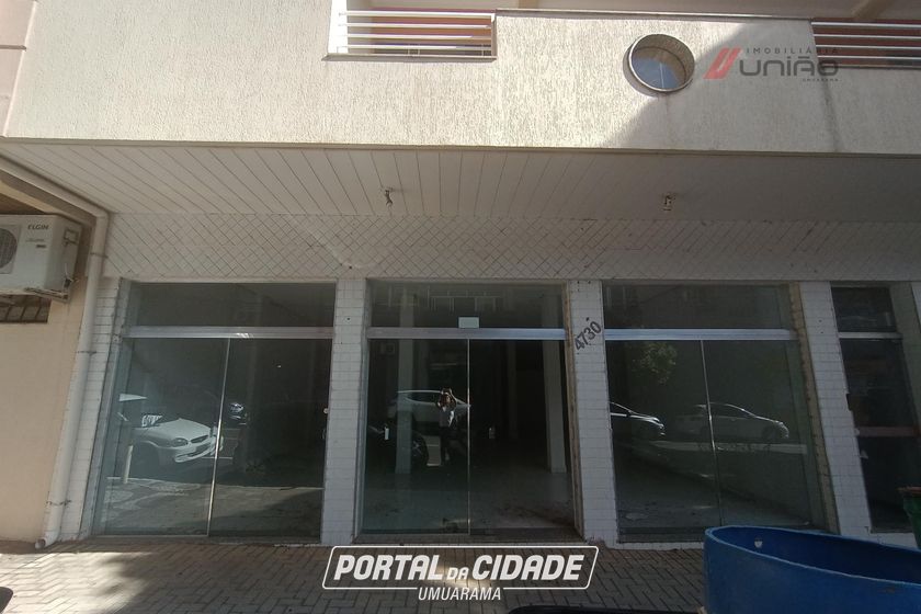 Sal&atilde;o Comercial para alugar - 200m&sup2; - Zona III