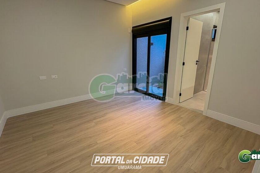Casa &agrave; venda - 250m&sup2; - Residencial Portal das &Aacute;guas