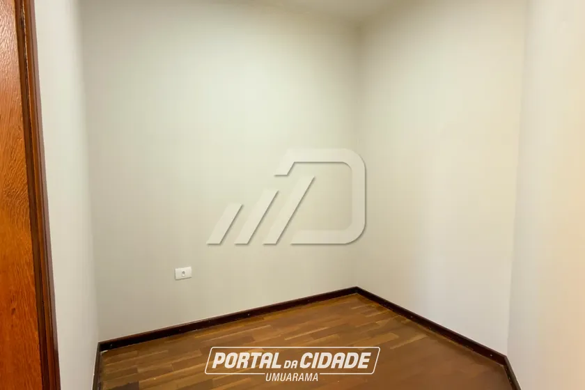 Sobrado &agrave; venda - 376m&sup2; - Zona I
