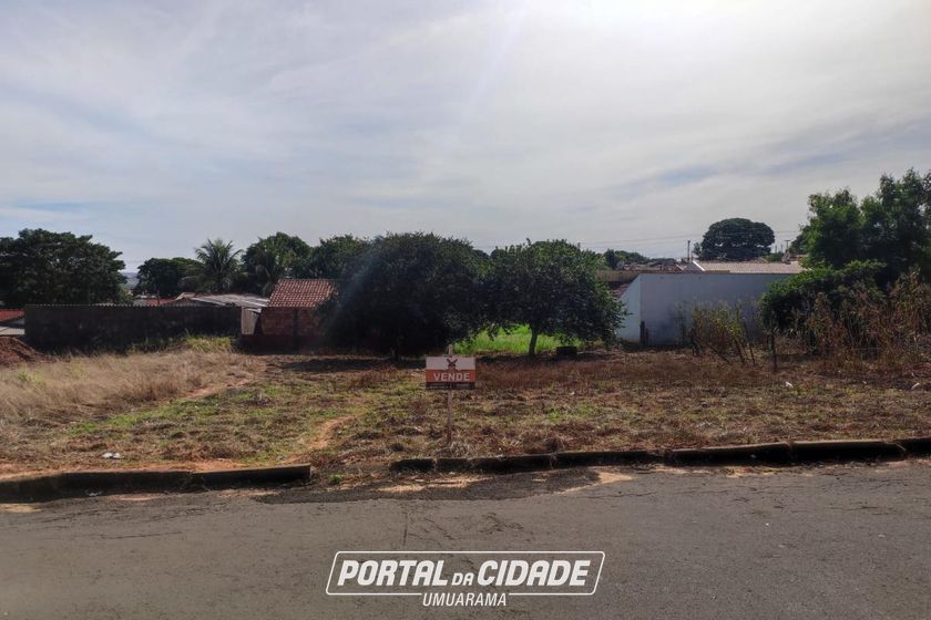 Terreno &agrave; venda - 168m&sup2; - Jardim San Martim