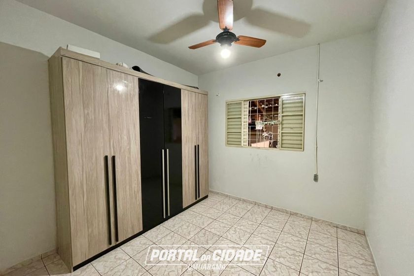 Casa &agrave; venda - 130m&sup2; - JARDIM PETROPOLIS