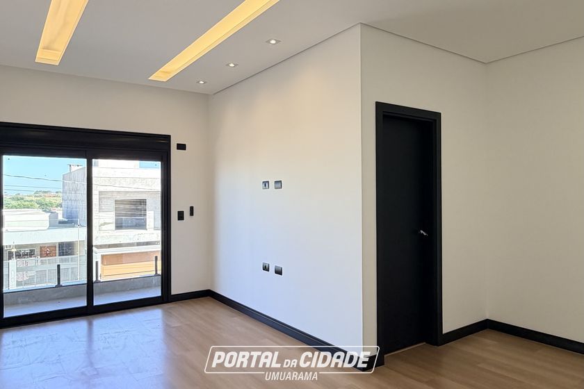 Sobrado &agrave; venda - 200m&sup2; - Jardim Colorado