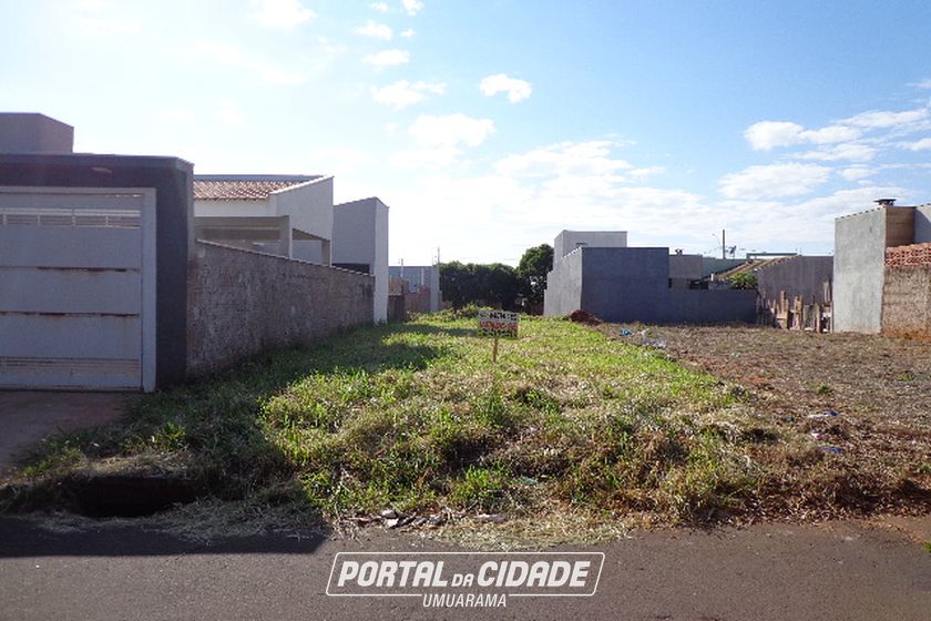 Terreno &agrave; venda - 180m&sup2; - Jardim Oriente