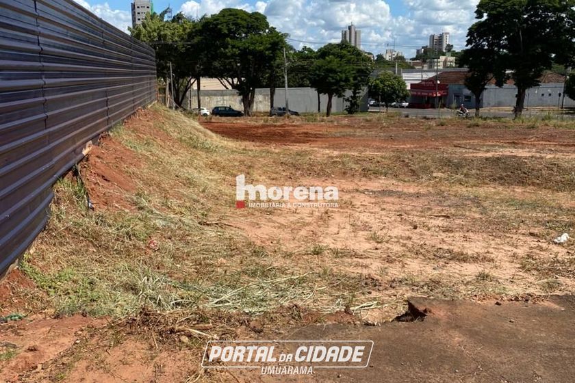 Terreno &agrave; venda - 276m&sup2; - Zona II