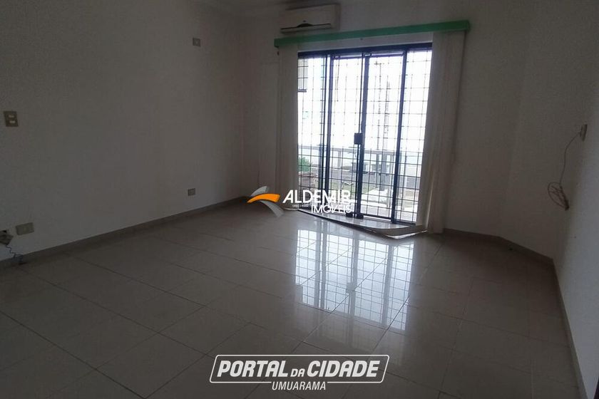 Sobrado &agrave; venda - 289m&sup2; - Zona Armaz&eacute;m