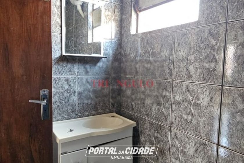 Casa &agrave; venda - 68m&sup2; - CONJUNTO RESIDENCIAL CORREGO LONGE