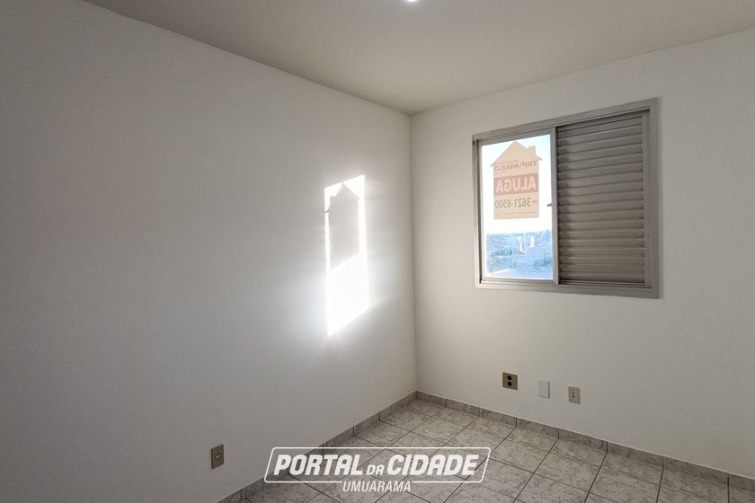 Apartamento para alugar - 78m&sup2; - ZONA II