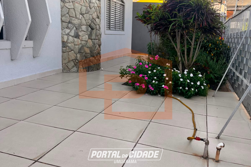 Casa &agrave; venda - 99m&sup2; - Zona VII