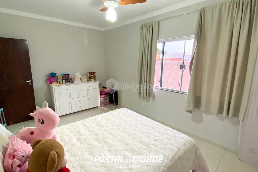 Sobrado &agrave; venda - 197m&sup2; - Zona II