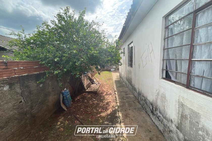 Casa &agrave; venda - 96m&sup2; - CONJUNTO RESIDENCIAL OURO PRETO