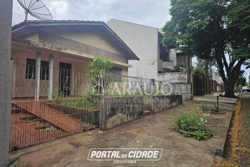 Terreno &agrave; venda - 490m&sup2; - Zona II