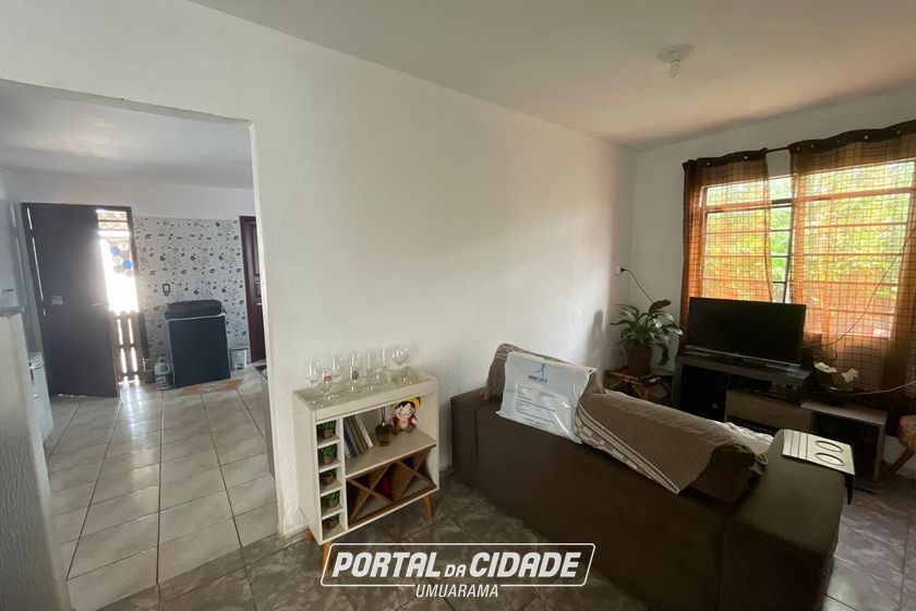 Casa &agrave; venda - 96m&sup2; - CONJUNTO RESIDENCIAL OURO PRETO
