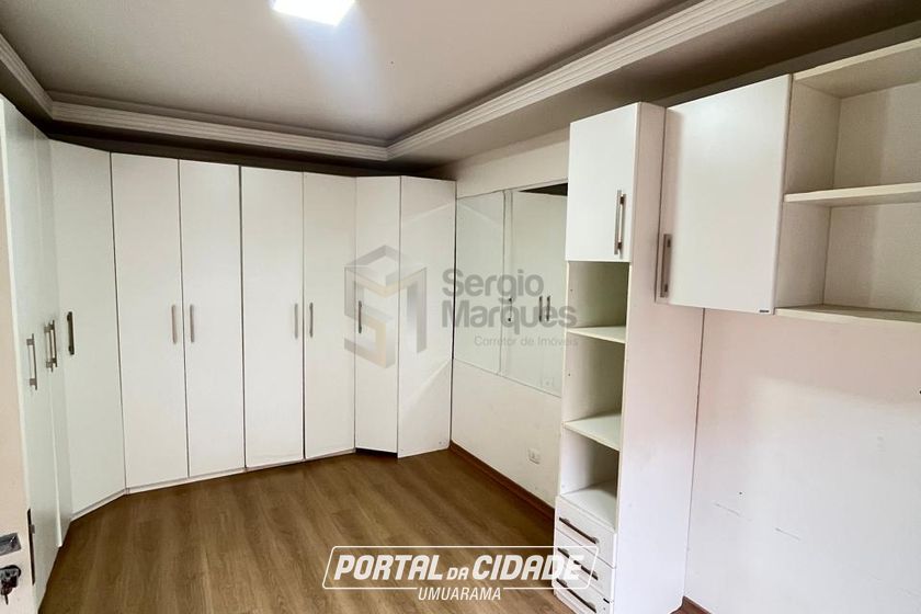 Sobrado &agrave; venda - 247m&sup2; - Zona VI
