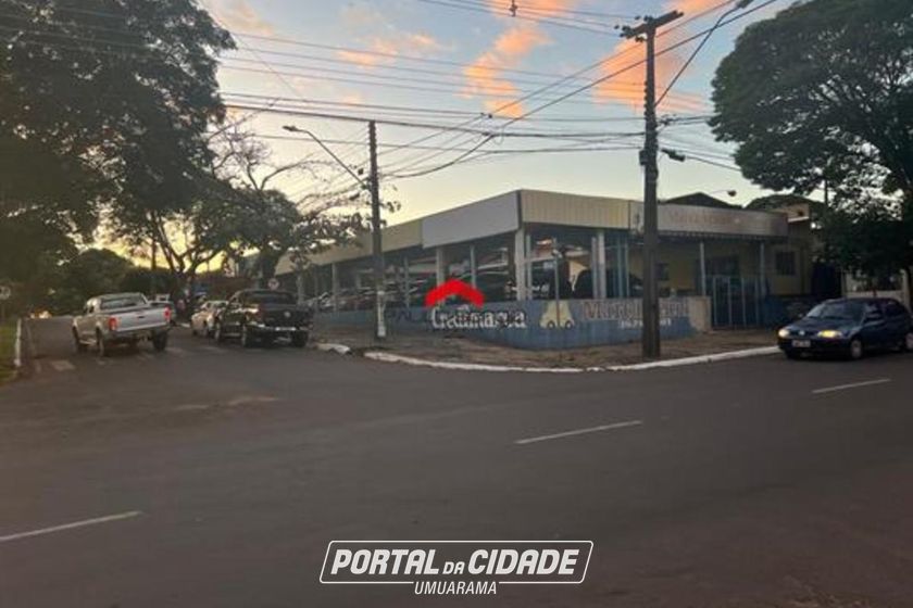 Sal&atilde;o Comercial &agrave; venda - 516m&sup2; - Jardim Para&iacute;so