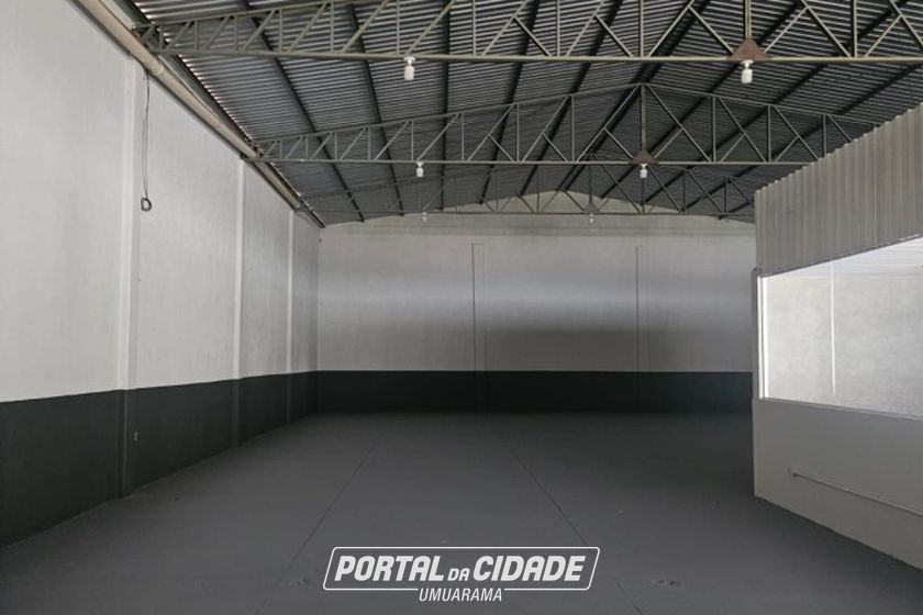 Sal&atilde;o Comercial para alugar - 386m&sup2; - Parque Residencial Interlagos