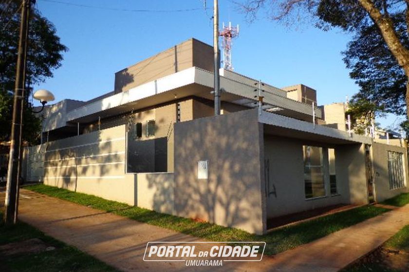 Casa &agrave; venda - 150m&sup2; - Zona 2