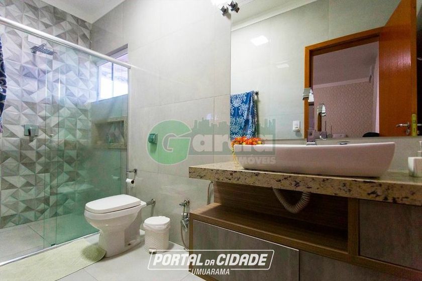 Casa &agrave; venda - 600m&sup2; - Zona II