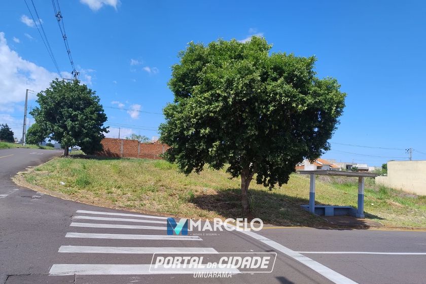 Terreno &agrave; venda - 352m&sup2; - Jardim Nova Am&eacute;rica