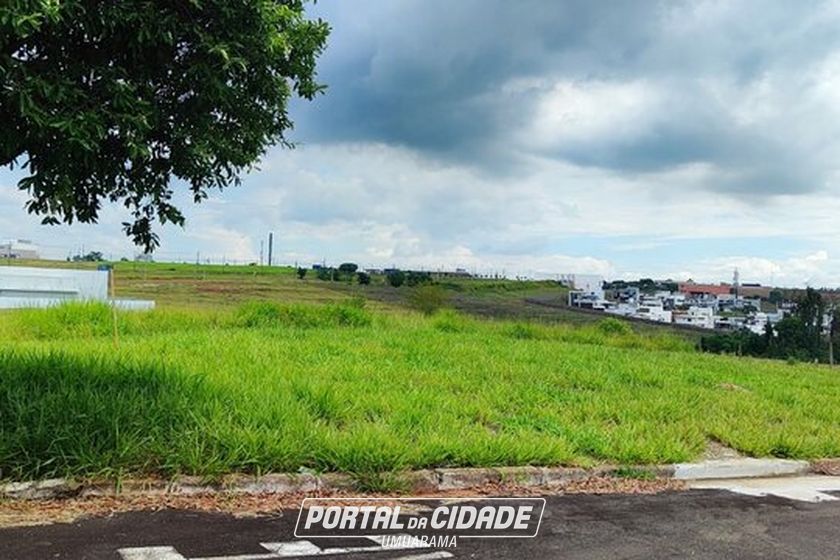 Terreno &agrave; venda - 302m&sup2; - Parque Residencial Metropolitano